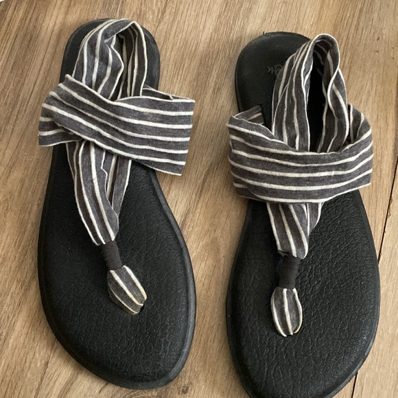 Women’s Sanuk yoga sling sandals - Picture 3 of 7